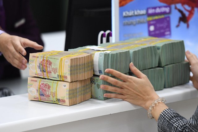 Lãi suất tiền gửi tăng trở lại, người vay đối mặt áp lực nào? - Ảnh 1