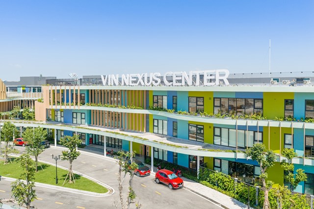 Trường gi&aacute;o dục đặc biệt Vin Nexus Center c&oacute; diện t&iacute;ch 1,6ha tại Khu đ&ocirc; thị Vinhomes Ocean Park 3 (Hưng Y&ecirc;n) khai giảng năm học đầu ti&ecirc;n từ th&aacute;ng 9/2026.