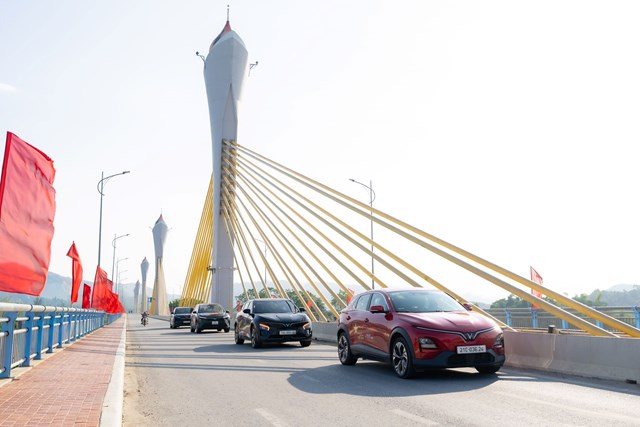 Miễn ph&#237; sạc, hậu m&#227;i chu đ&#225;o – vũ kh&#237; hấp dẫn kh&#225;ch h&#224;ng của VinFast VF 6  - Ảnh 1