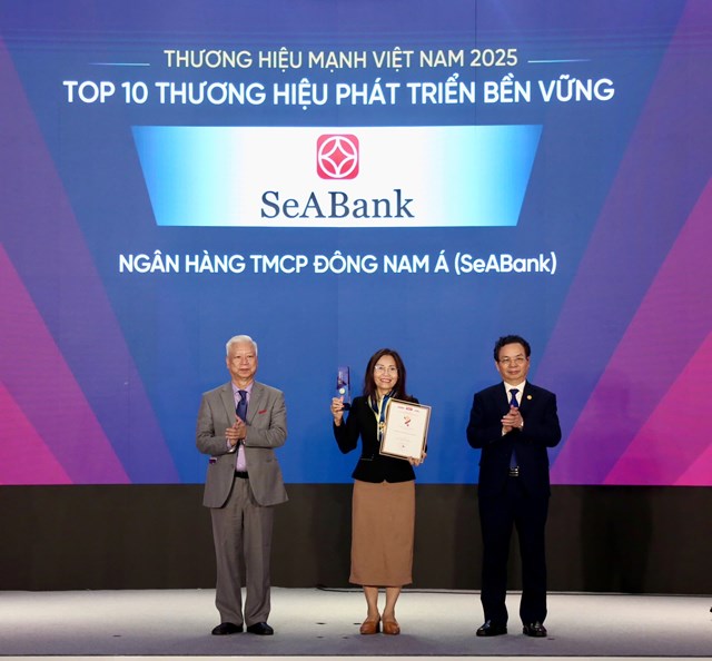 SeABank giữ vững danh hiệu Thương hiệu Mạnh Việt Nam 17 năm li&#234;n tiếp - Ảnh 1