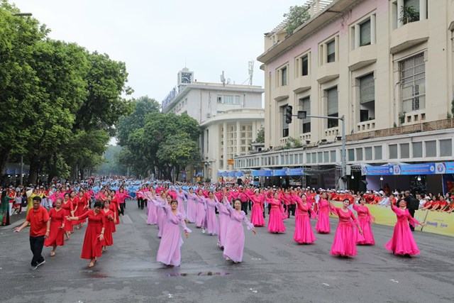 Ấn tượng chương tr&#236;nh Ng&#224;y hội r&#232;n luyện sức khỏe người cao tuổi H&#224; Nội - Ảnh 10