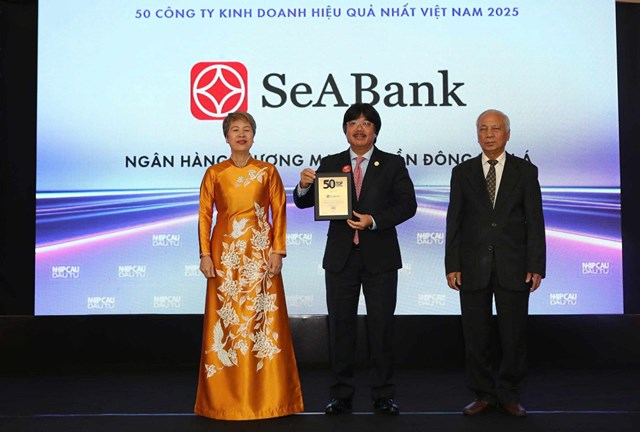 SeABank lần thứ 6 được vinh danh trong Top 50 doanh nghiệp có lợi nhuận xuất sắc nhất Việt Nam năm 2025 - Ảnh 2