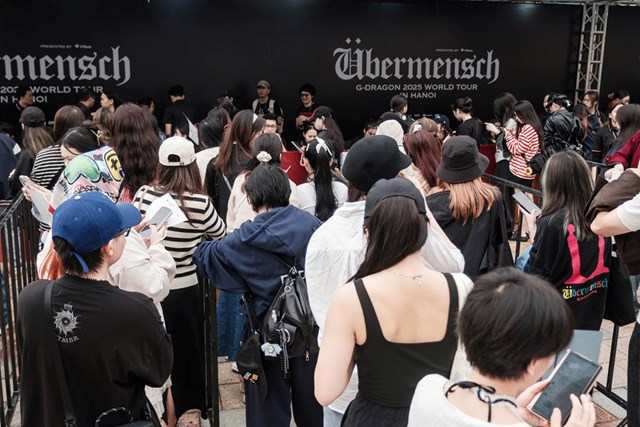 Ocean City &quot;b&#249;ng nổ&quot; trước giờ G: Fan Việt v&#224; quốc tế cuồng nhiệt đổ về, tạo n&#234;n trải nghiệm &#226;m nhạc hiếm c&#243; - Ảnh 3