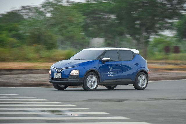 Người d&#249;ng d&#224;nh “mưa lời khen” cho VinFast VF 5 nhờ sự vượt trội về trải nghiệm v&#224; chi ph&#237; - Ảnh 1