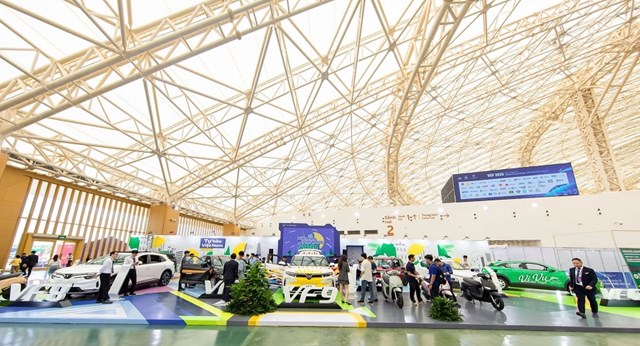 Khai mạc tuần lễ C&#244;ng nghiệp v&#224; C&#244;ng nghệ Việt Nam 2025 tại Trung t&#226;m Triển l&#227;m Việt Nam  - Ảnh 1