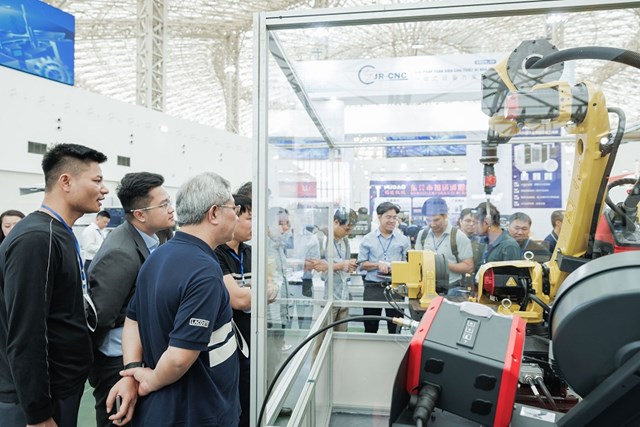 Khai mạc tuần lễ C&#244;ng nghiệp v&#224; C&#244;ng nghệ Việt Nam 2025 tại Trung t&#226;m Triển l&#227;m Việt Nam  - Ảnh 3