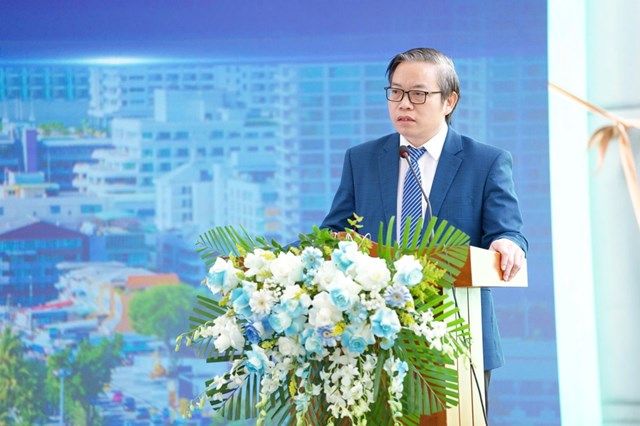 GS.TS.BS Trần Trung Dũng phát biểu tại buổi lễ