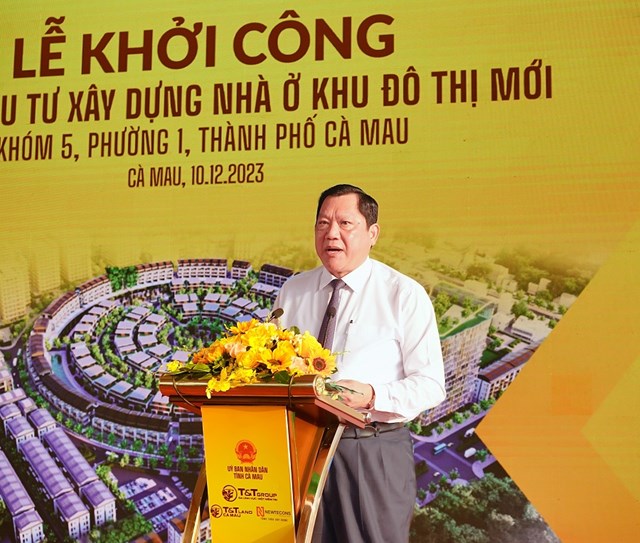 &Ocirc;ng L&acirc;m Văn Bi, Ph&oacute; Chủ tịch UBND tỉnh C&agrave; Mau ph&aacute;t biểu tại lễ khởi c&ocirc;ng dự &aacute;n.