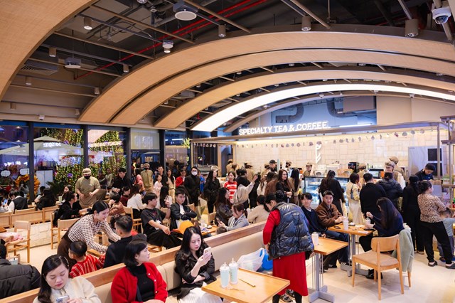 Gian h&agrave;ng ẩm thực đ&ocirc;ng k&iacute;n c&ugrave;ng loạt ưu đ&atilde;i khai trương hấp dẫn &nbsp;