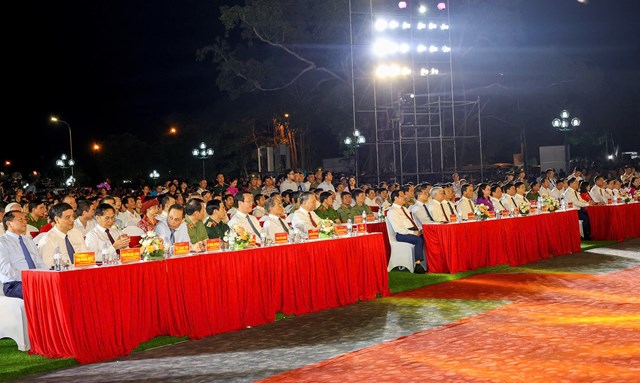 Tổng B&iacute; thư T&ocirc; L&acirc;m dự khai mạc Lễ hội L&agrave;ng Sen&nbsp;to&agrave;n quốc&nbsp;năm 2025