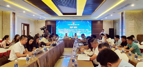 Họp báo công bố Quy hoạch tỉnh và xúc tiến đầu tư vào Hà Tĩnh.