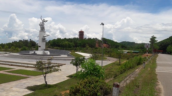 Khu di tích lịch sử Ngã ba Đồng Lộc, huyện Can Lộc.