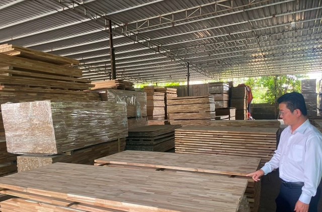 Sản phẩm gỗ gh&eacute;p thanh đi xuất khẩu