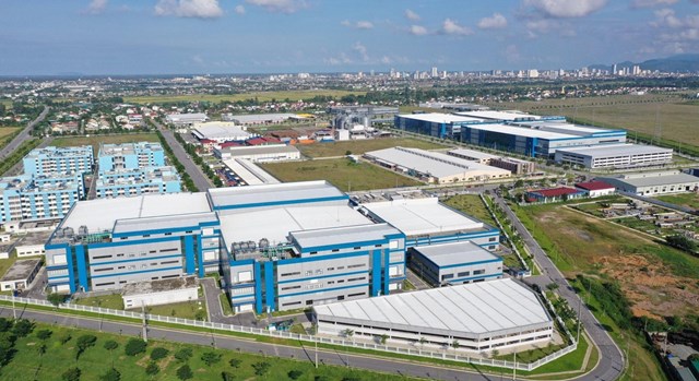 Thu h&uacute;t gần 300 triệu USD vốn FDI trong 6 th&aacute;ng đầu năm 2025