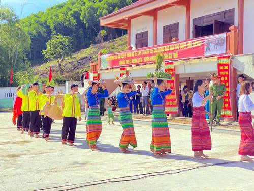 H&#224; Tĩnh: Đặc sắc đ&#243;n tết Lấp lỗ của đồng b&#224;o d&#226;n tộc Chứt - Ảnh 1