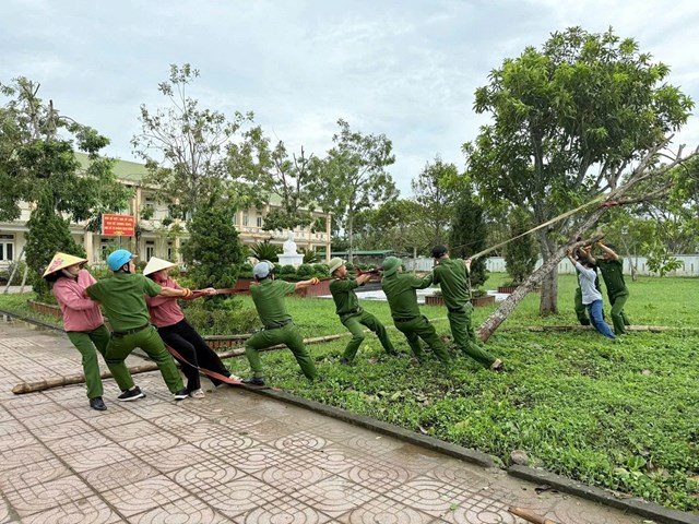H&#224; Tĩnh sau b&#227;o số 5: Nghị lực con người mạnh hơn d&#244;ng b&#227;o - Ảnh 1
