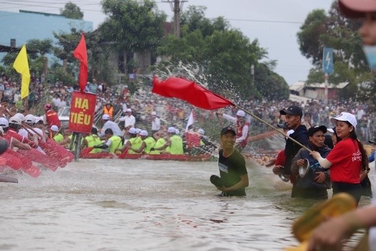 Quảng B&#236;nh: Rộn r&#224;ng Tết Độc lập tr&#234;n qu&#234; hương Đại tướng V&#245; Nguy&#234;n Gi&#225;p - Ảnh 1