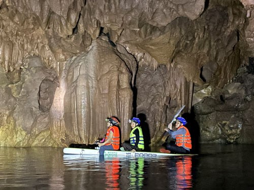 Quảng B&#236;nh: Ph&#225;t hiện hang động nguy&#234;n sơ tuyệt đẹp giữa đại ng&#224;n Trường Sơn - Ảnh 3