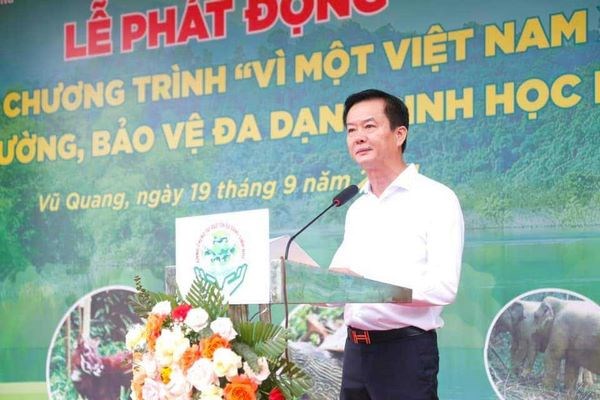 Phó Chủ tịch UBND tỉnh Trần Báu Hà phát biểu tại lễ phát động.