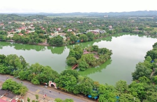 Hồ Bình Sơn- nơi thực hiện Dự án Cải thiện cơ sở hạ tầng đô thị Hương Khê, tỉnh Hà Tĩnh.