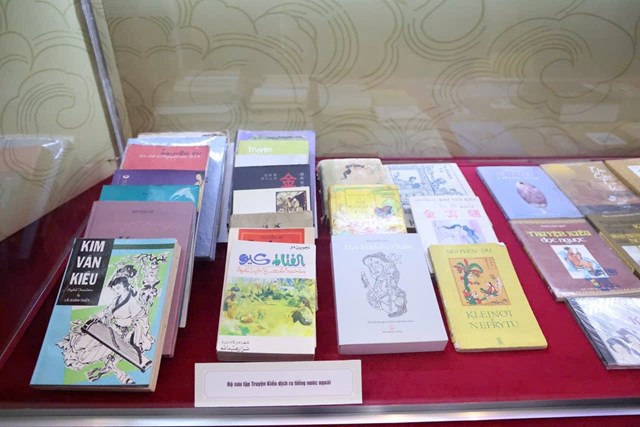 Truyện Kiều &ndash; Kiệt t&aacute;c bất hủ của Đại thi h&agrave;o Nguyễn Du, kết tinh tư tưởng nh&acirc;n văn s&acirc;u sắc v&agrave; bản lĩnh văn h&oacute;a Việt Nam