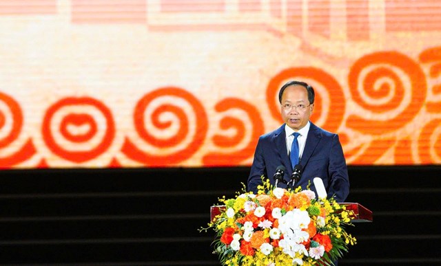 B&iacute; thư Tỉnh ủy H&agrave; Tĩnh Nguyễn Duy L&acirc;m tr&igrave;nh b&agrave;y diễn văn tại Lễ kỷ niệm.