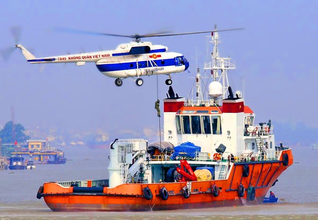 3a Lữ đo&agrave;n ĐCHQ 126 phối hợp với lực lượng Kh&ocirc;ng qu&acirc;n thực h&agrave;nh Diễn tập CKB-21