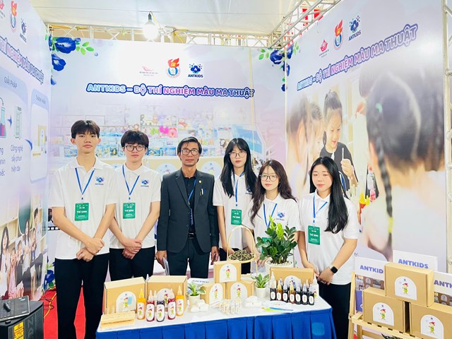 Khởi nghiệp học sinh, sinh viên phải chuyển từ phong trào sang thực chất - Ảnh 11