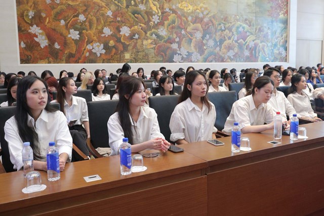 Báo chí và Nghị trường: Dòng chảy kiến tạo niềm tin trong Kỷ nguyên mới  - Ảnh 2