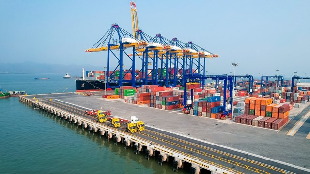 Thương mại hàng hóa bứt tốc, xuất nhập khẩu vượt 659 tỷ USD sau 7 tháng - Ảnh 2