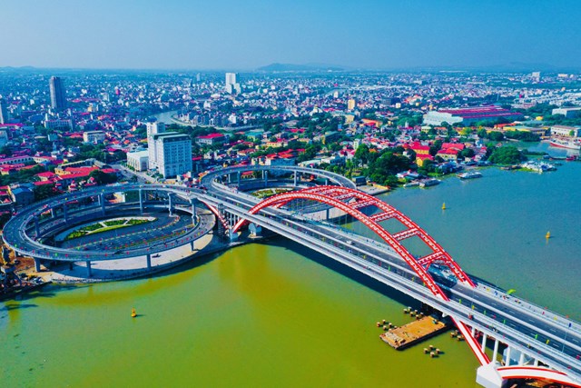 Hải Phòng tăng tốc nửa cuối năm, dồn lực hiện thực hóa mục tiêu GRDP 13% - Ảnh 2