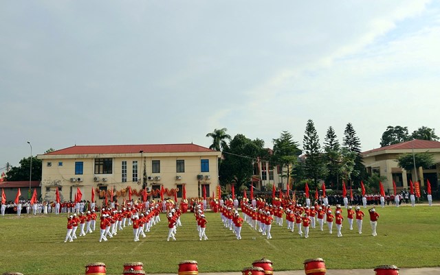 Màn đồng diễn của phụ nữ xã Xuân Mai tại Đại hội.