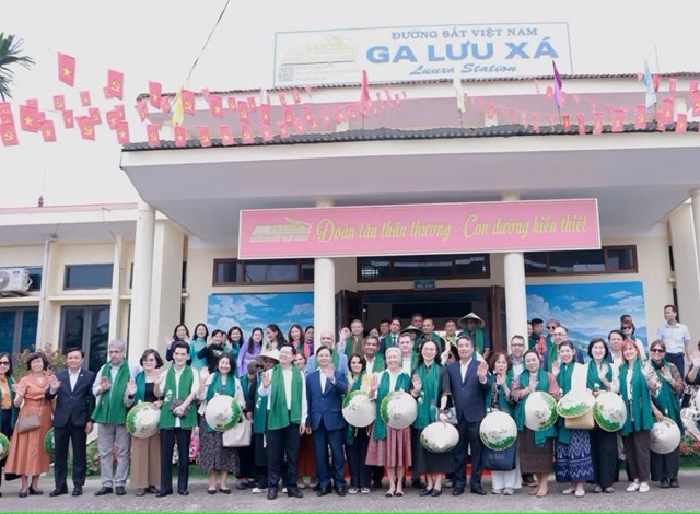 Chuyến tàu Di sản Hà Nội - Thái Nguyên: Hành trình lan tỏa tinh hoa trà Việt - Ảnh 3